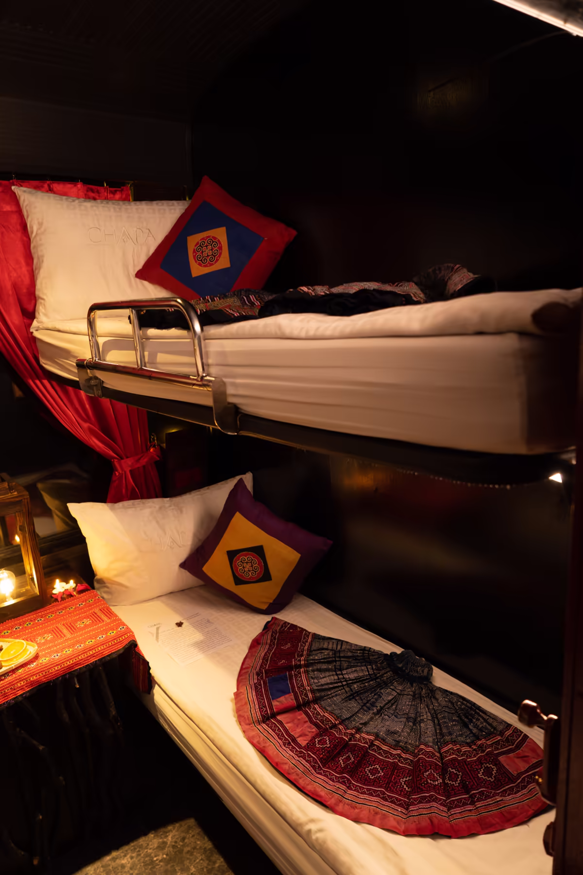 Chapa Express Deluxe Ticket berth in a shared four-person sleeper cabin, Hanoi to Lao Cai
