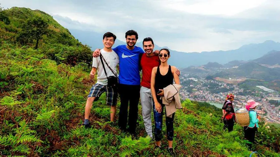Guide Sinh leading the group up the Sa Seng mountain trail