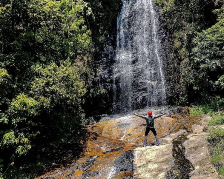 Conquering Nature - Trekking Fansipan