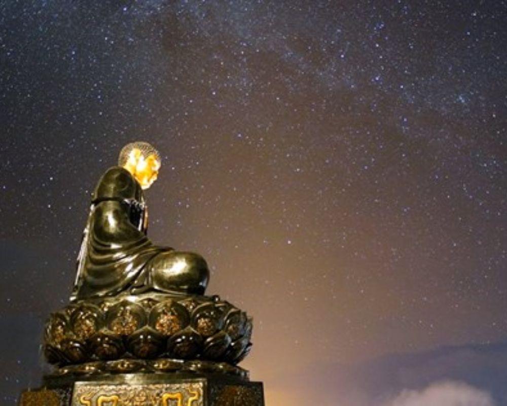 Great Amitabha Buddha statue - Fansipan spiritual cultural area