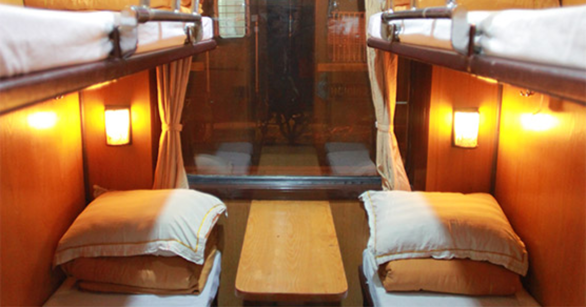 King Express train from Hanoi to Lao Cai