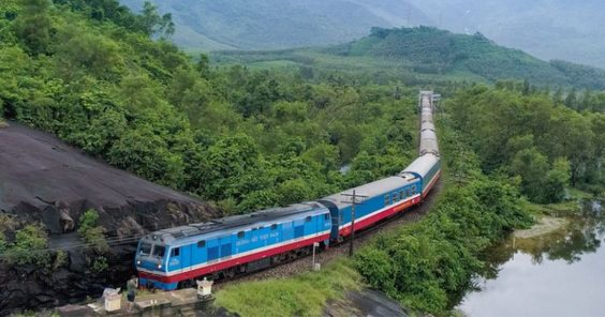 Train From Hanoi To Lao Cai