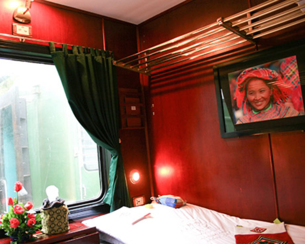 Orient Express Train Hanoi To Lao Cai 