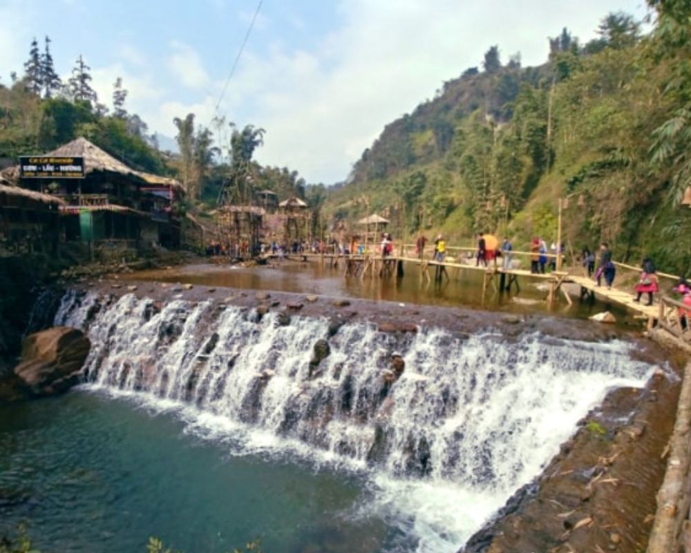 Sapa Trekking Tours From Hanoi