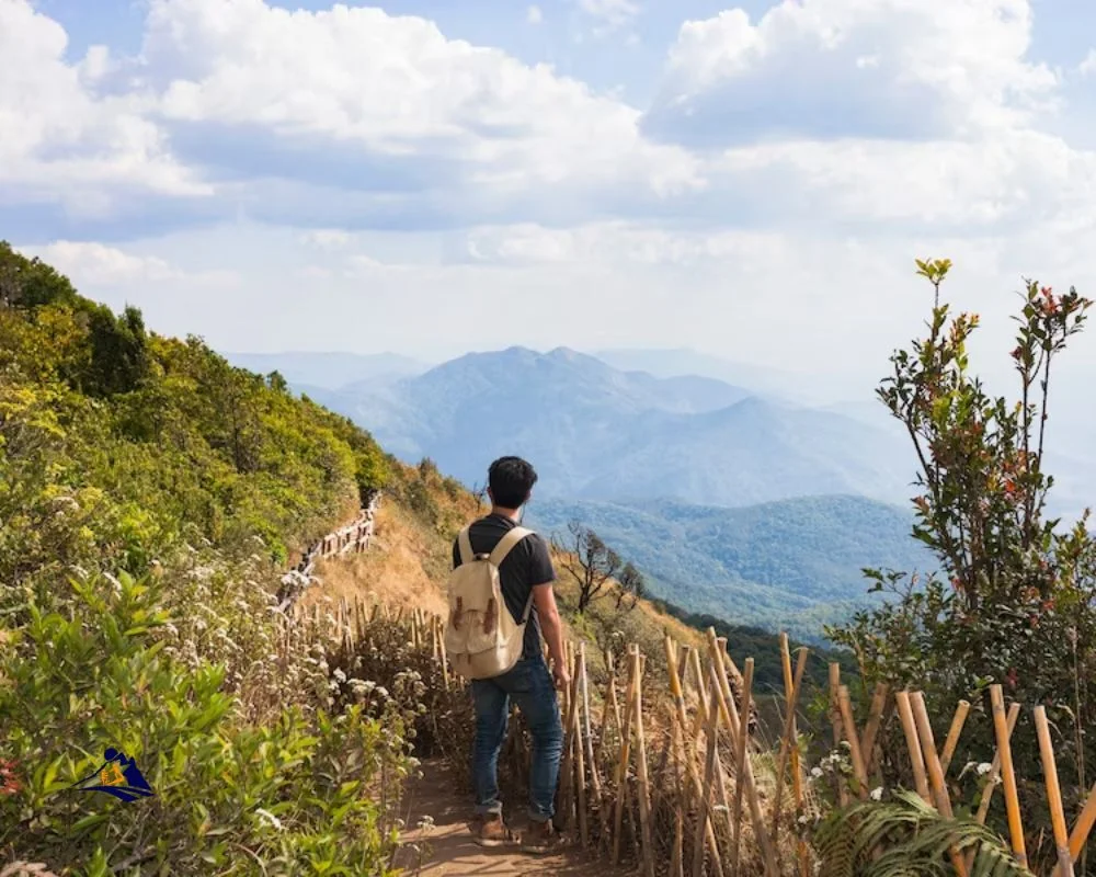 Your Comprehensive Guide: The Best Trekking Gear To Pack For Sapa