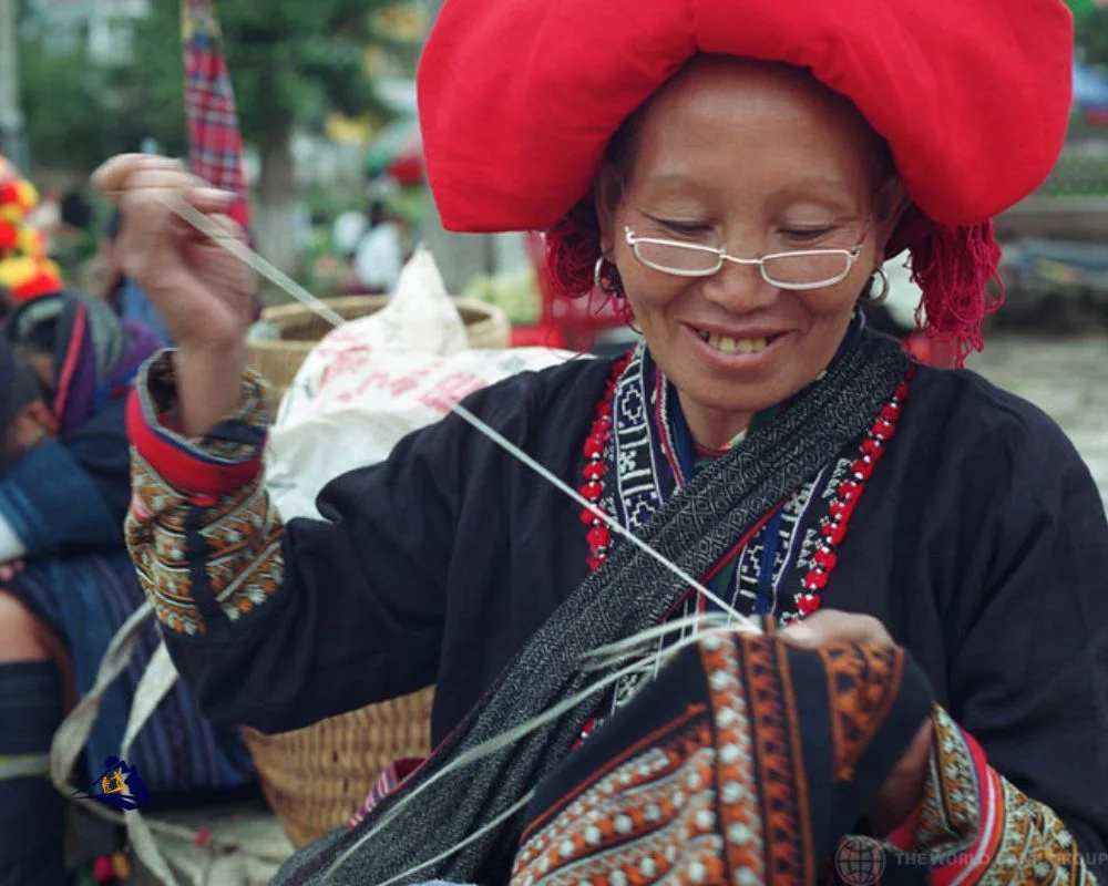 Dao People Is Making Some Handcraft