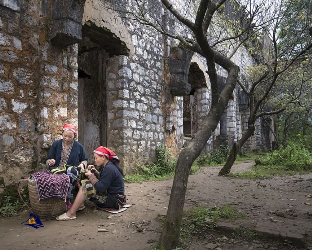 Dao Women Making Handicraft