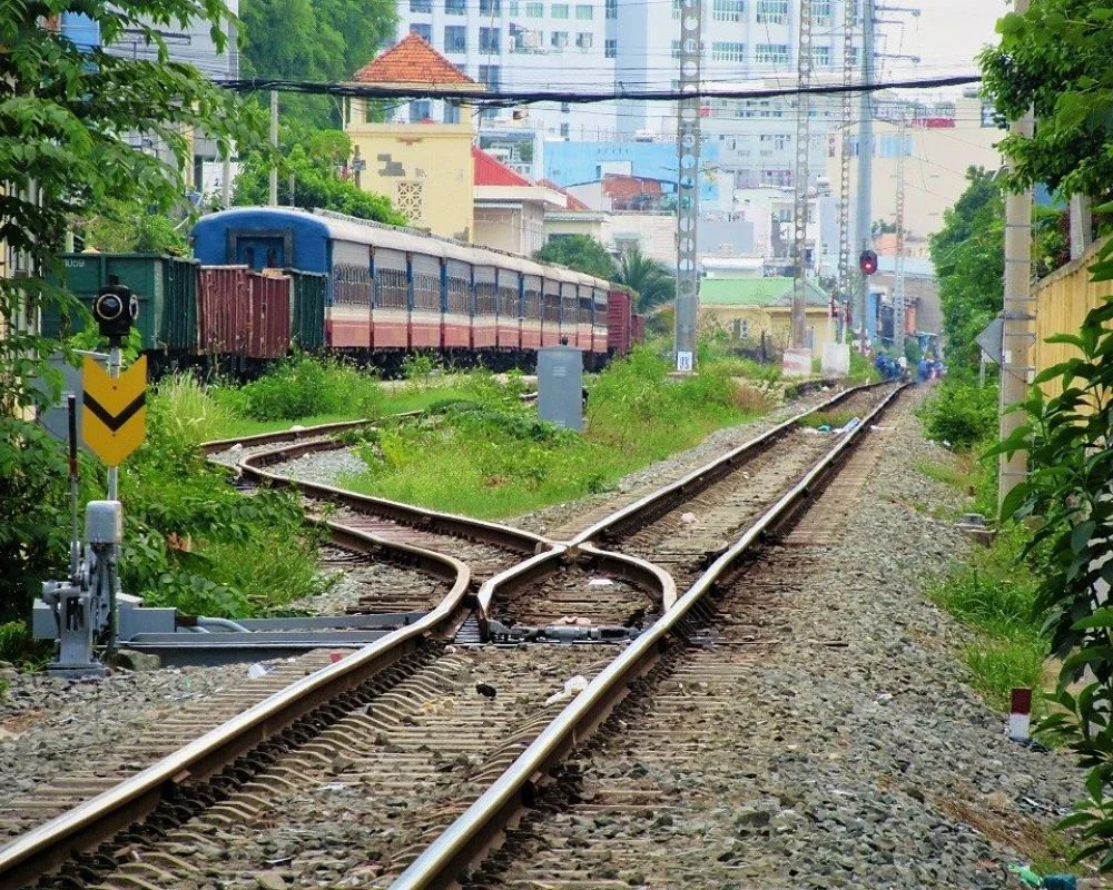 Vietnams Railway Tracks